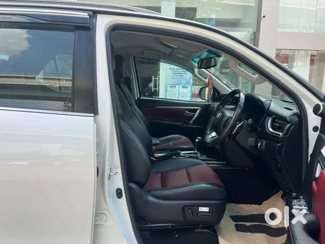 Toyota Fortuner Legender, 2023, Diesel