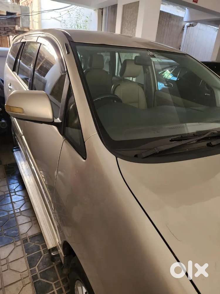 Toyota Innova 2.5 Vx 2012