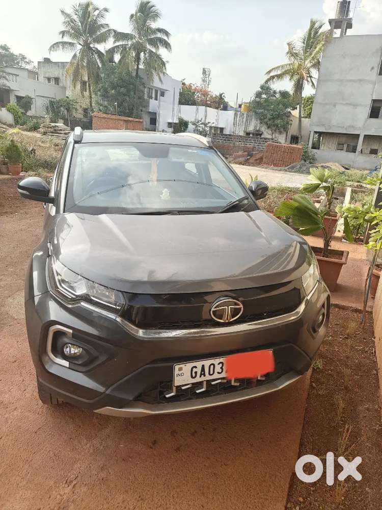 Tata Nexon With Sunroof & Extended Warranty