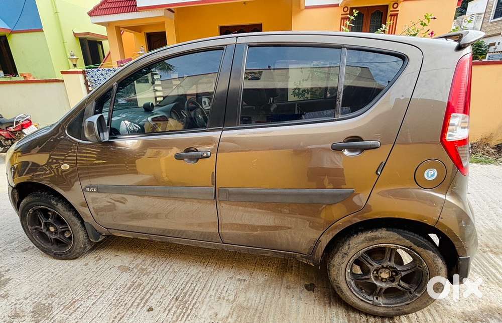 Maruti Suzuki Ritz Petrol 2010