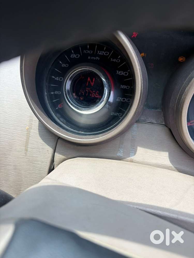 Mahindra Xuv500 Diesel 2014
