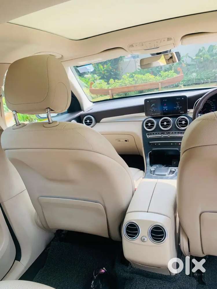 Mercedes-benz Glc 2022 Petrol 19965 Km Driven