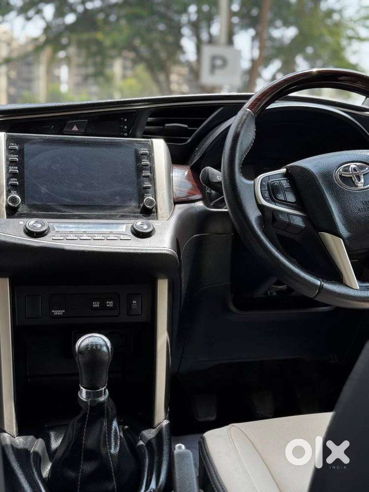 Toyota Innova Crysta 2.4 V, 2024, Diesel