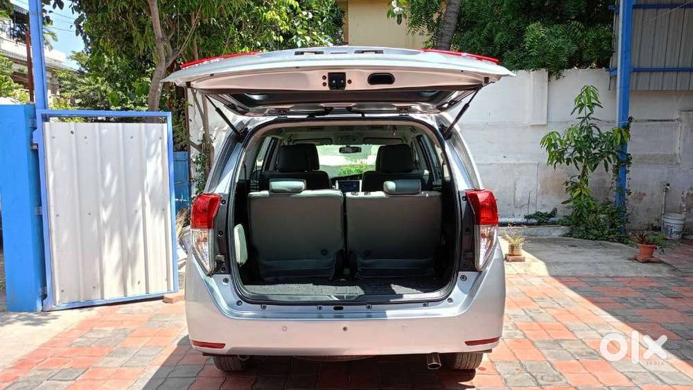 Toyota Innova Crysta 2.4 G Mt, 2016, Diesel