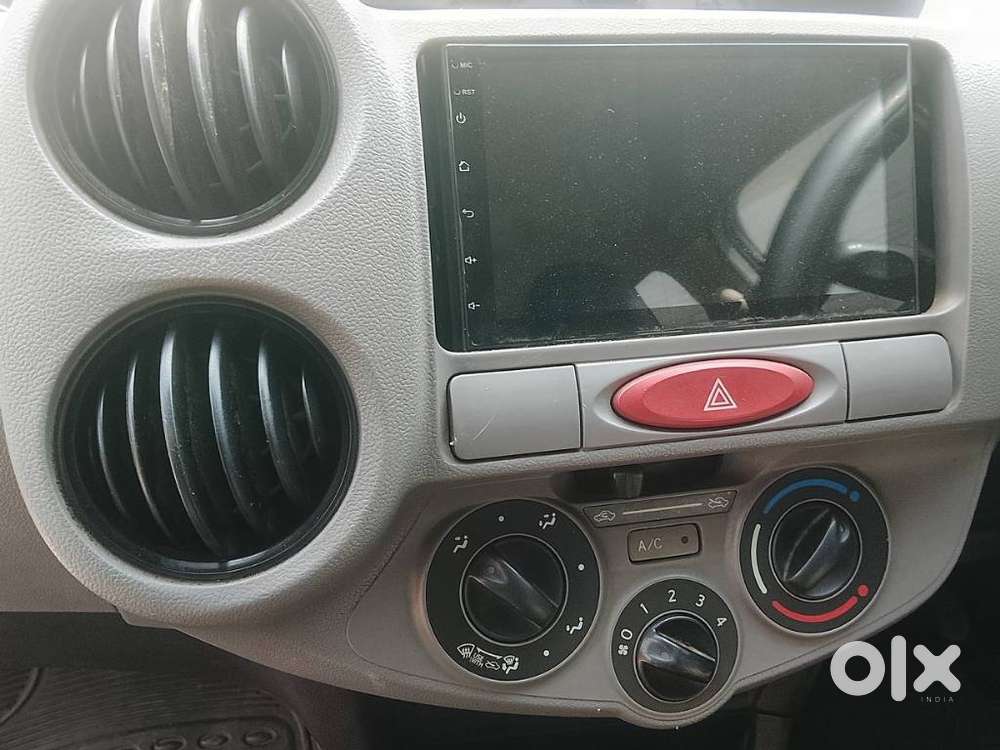 Toyota Etios Liva 2011-2012 G, 2012, Petrol