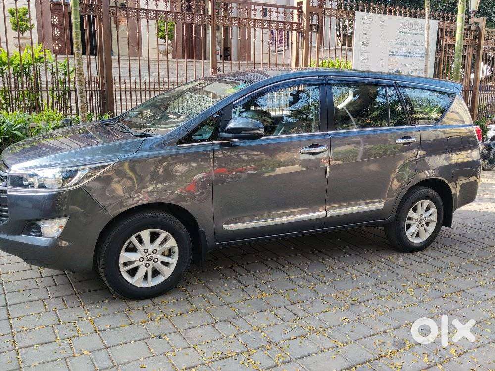 Toyota Innova Crysta 2.4 Gx Mt, 2017, Diesel