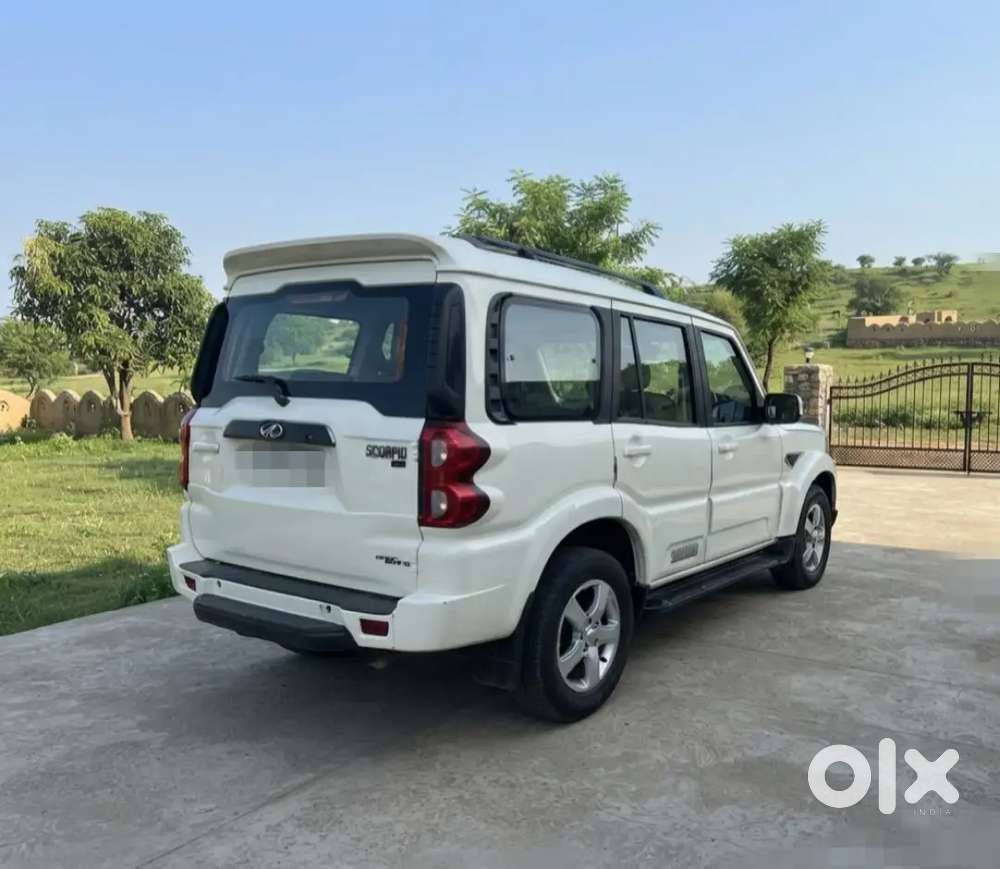 Mahindra Scorpio 2020 S11