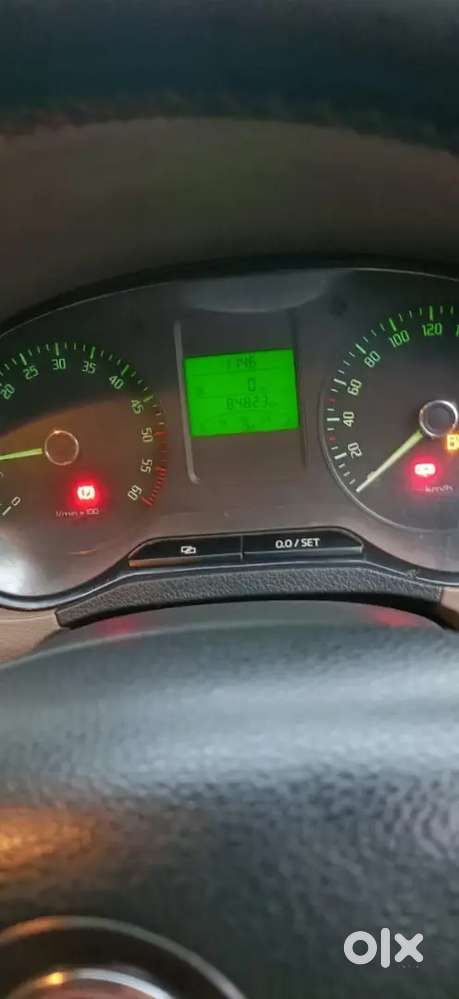 Skoda Rapid 2014 Diesel Well Maintained..all New Tyres Smooth Engine..