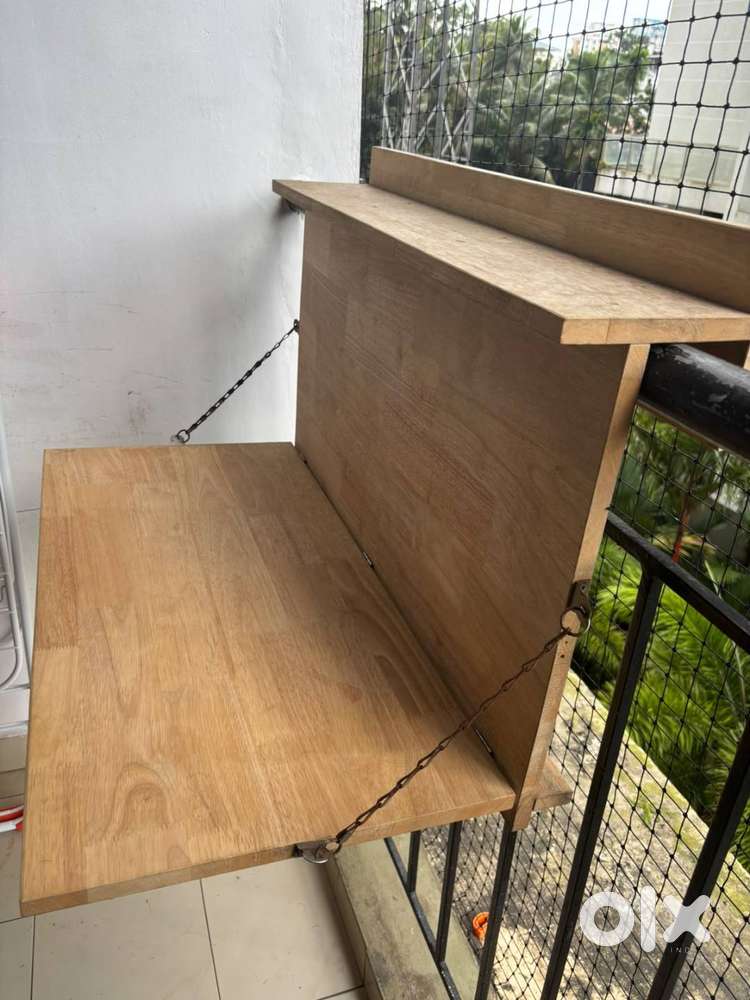 Foldable Wooden Hanging Laptop Table &ndash; Space Saving