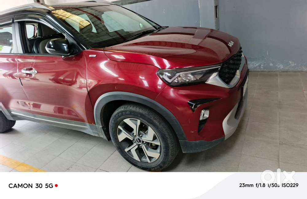 Kia Sonet Petrol 2021 With 27500 Km