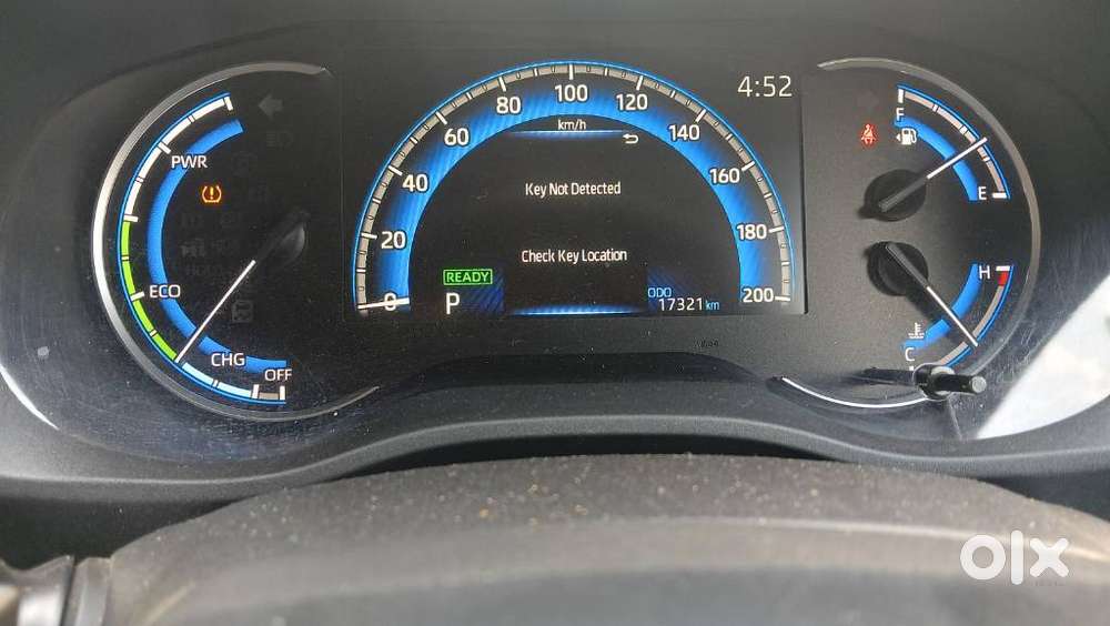 Toyota Innova Hycross 2.0 Vx Hybrid 8 Str, 2023, Petrol