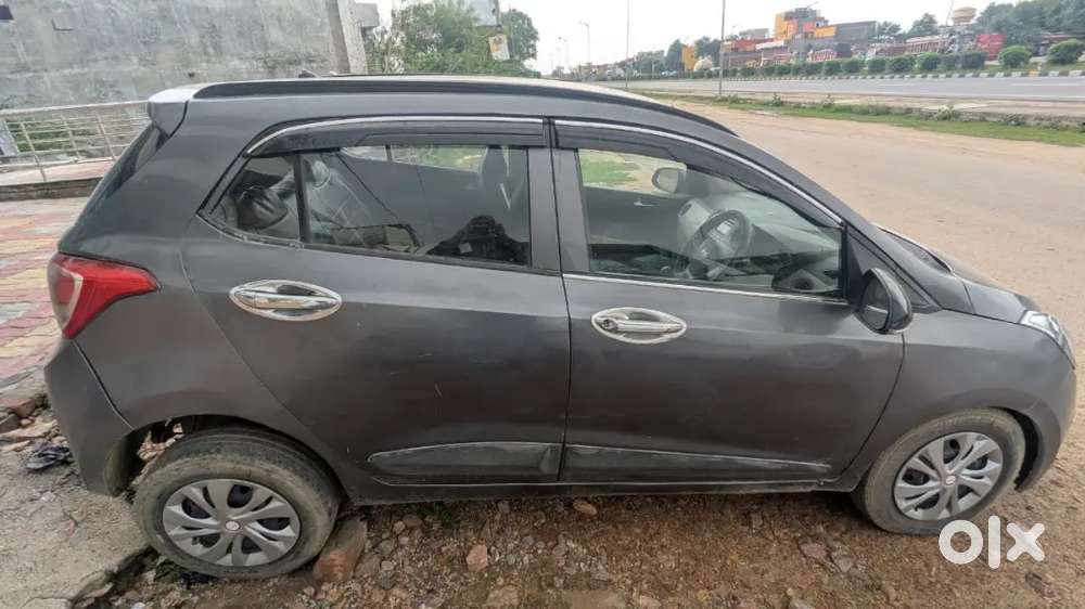 Hyundai Grand I10 Sportz 2016 Edition