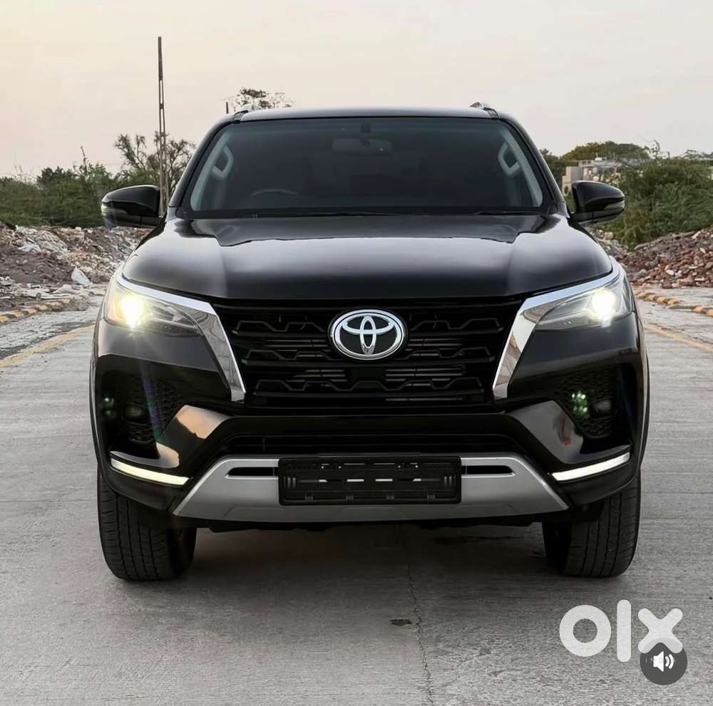 Toyota Fortuner 2022 Diesel Well Maintained