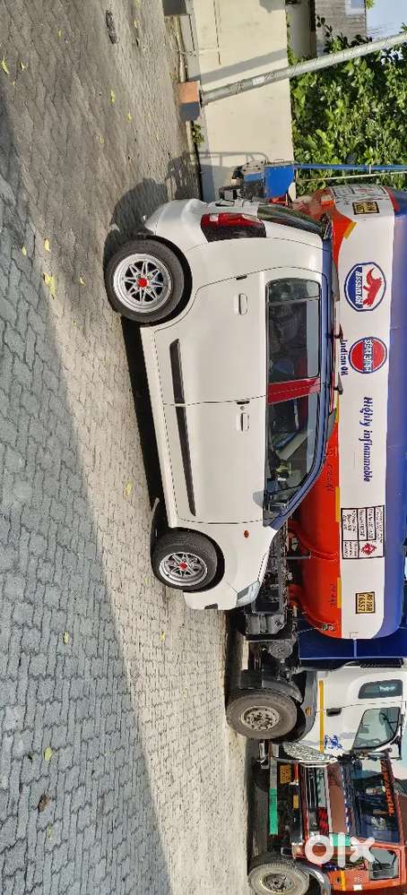Alloy Wheels With Sony Music System Sub Woofer