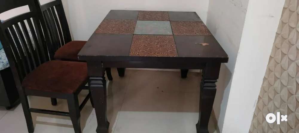 Olx 4 seater online dining table