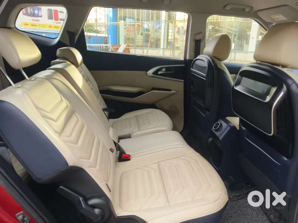 Kia Carens 1.4 Luxury 7 Str, 2022, Petrol