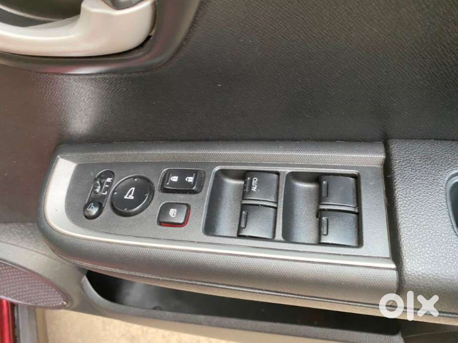Honda Br-v I-vtec V Cvt, 2016, Petrol
