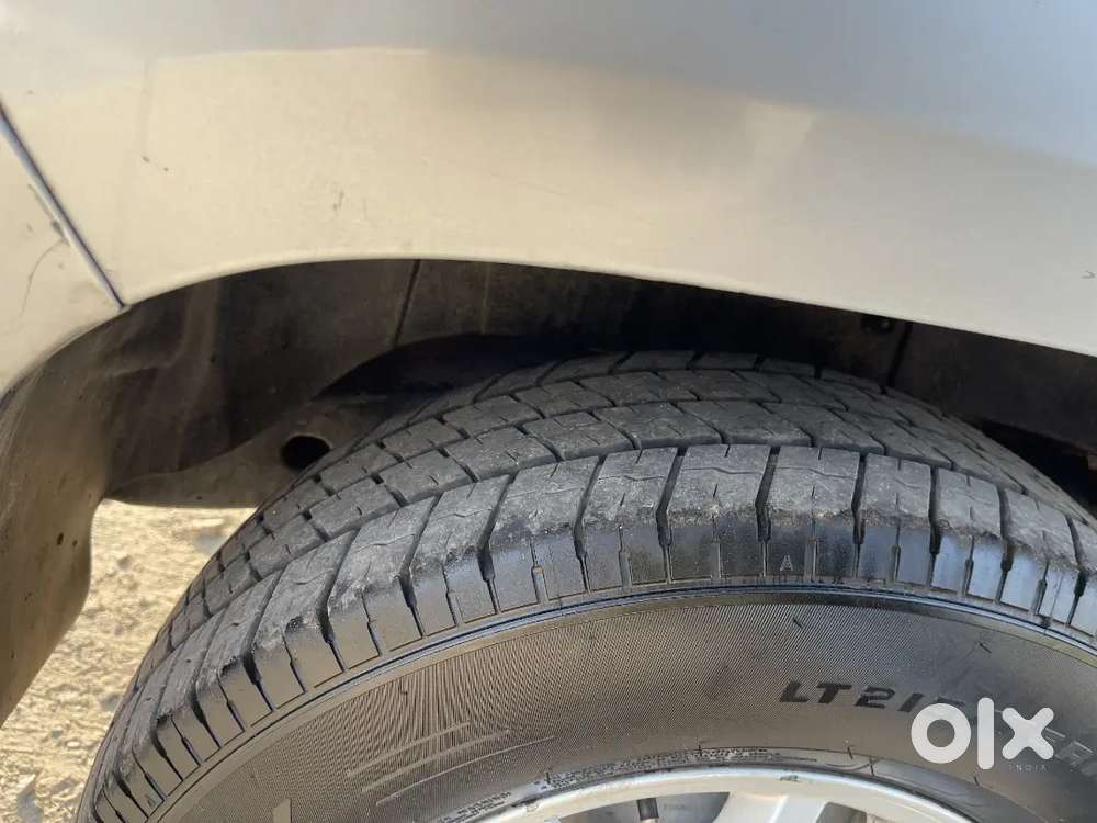 Mahindra Tuv 300 2015 Diesel Well Maintained