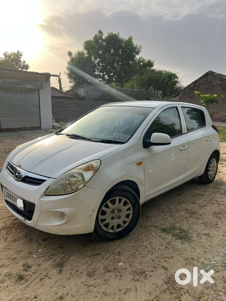 Hyundai I20 Magna 2010 Car