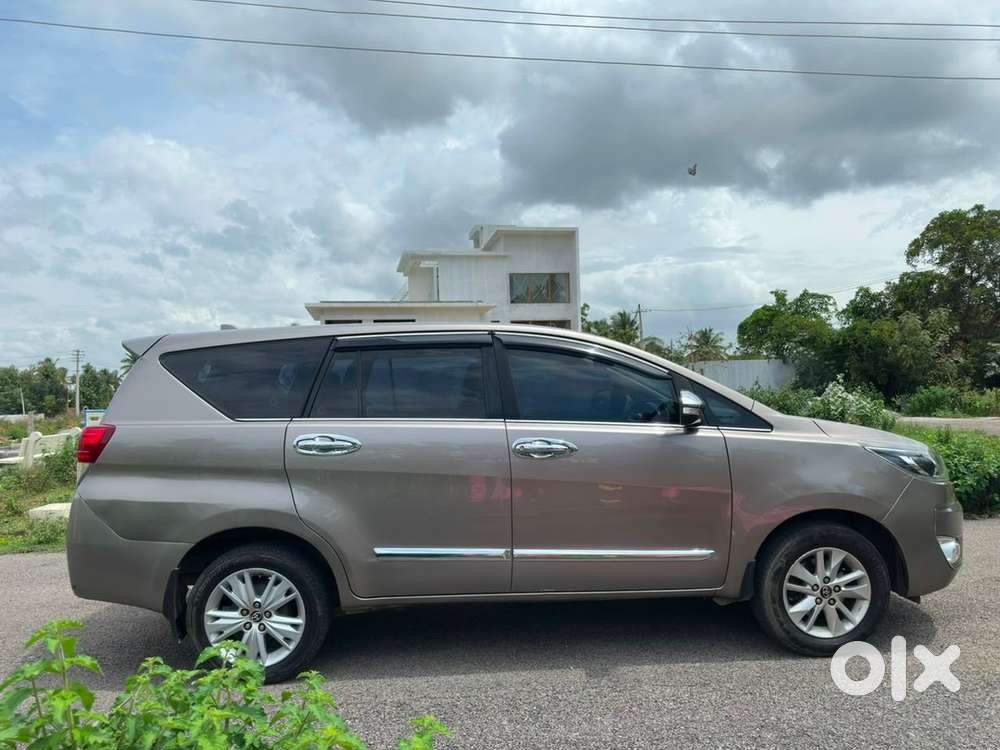 2016 Toyota Innova Crysta 2.4z