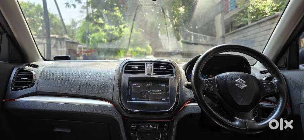 Maruti Suzuki Brezza Zdi Plus, 2017, Diesel