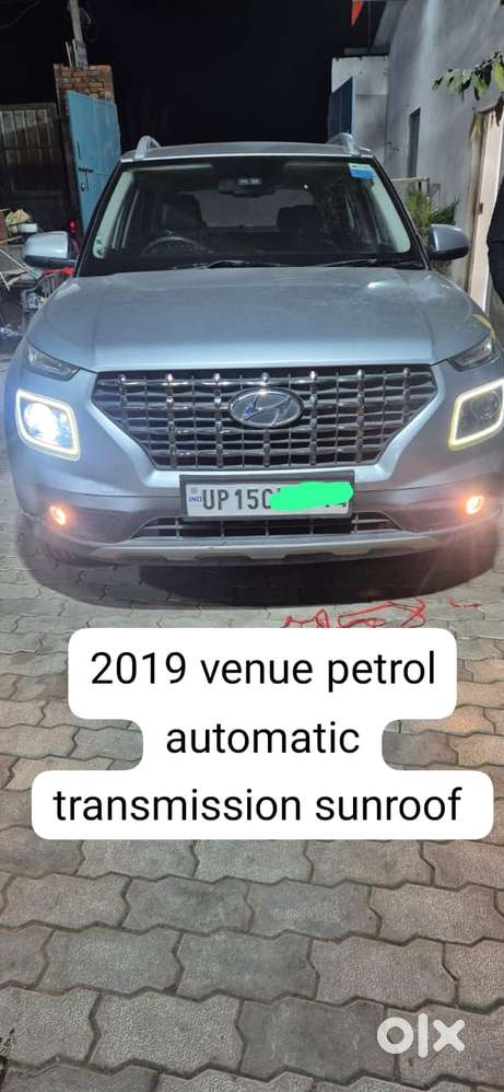 Hyundai Venue Sx(o) 1.0 Turbo Dct Knight Edition Dual Tone, 2019, Pe..