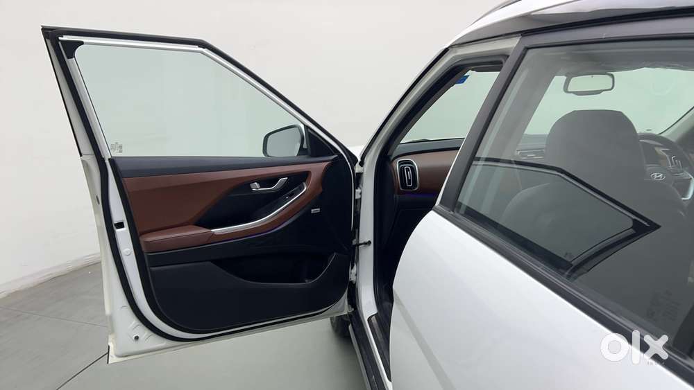 Hyundai Alcazar Platinum, 2022, Petrol