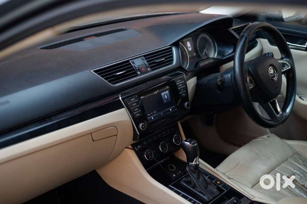 Skoda Superb L&k 2.0 Tdi At, 2016, Diesel