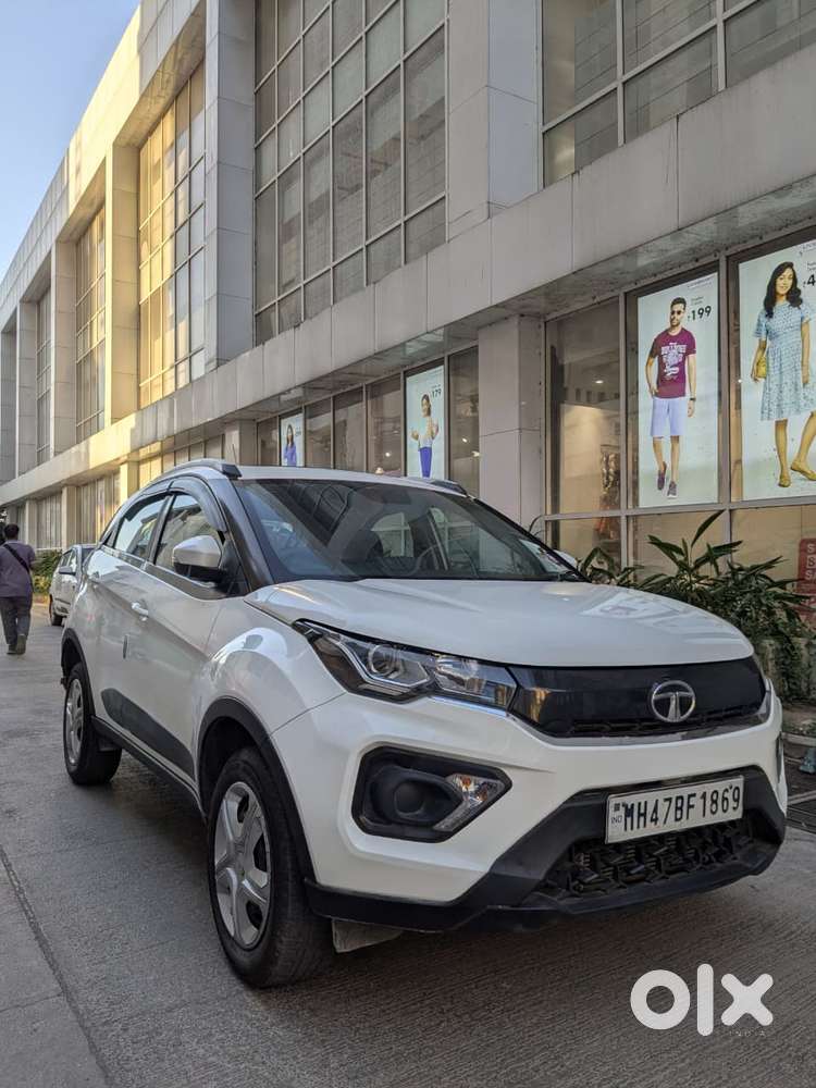 Tata Nexon 1.2 Revotron Xma Amt (s), 2022, Petrol
