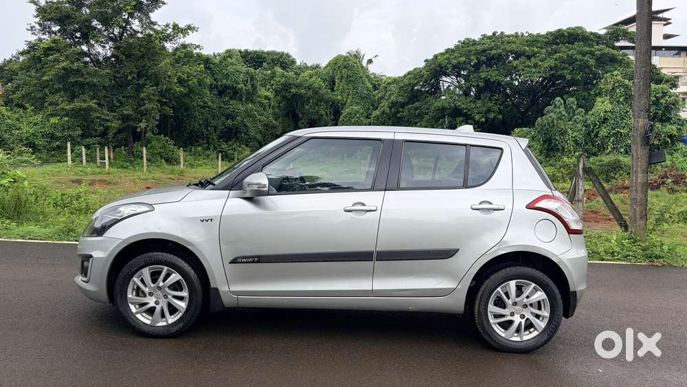Maruti Suzuki Swift Zxi, 2012, Petrol