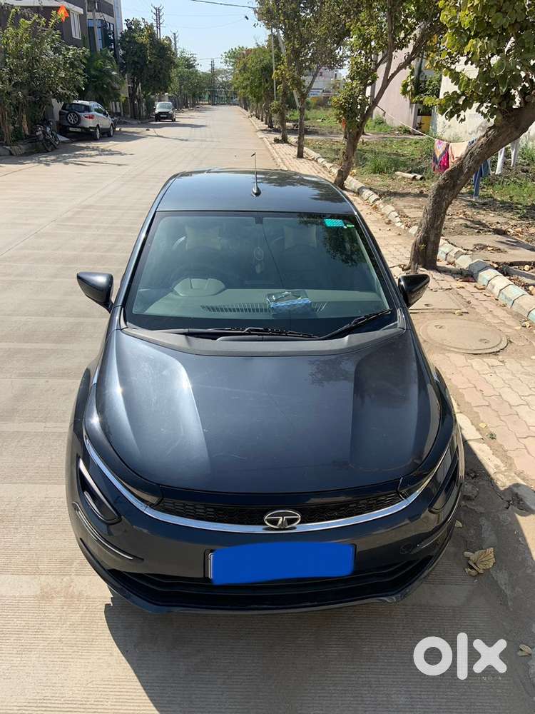 Tata Altroz Manual Petrol