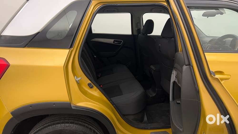 Maruti Suzuki Vitara Brezza Zdi+ Dual Tone Mt, 2016, Diesel