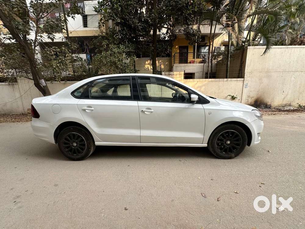 Skoda Rapid 1.5 Tdi At Elegance, 2015, Diesel