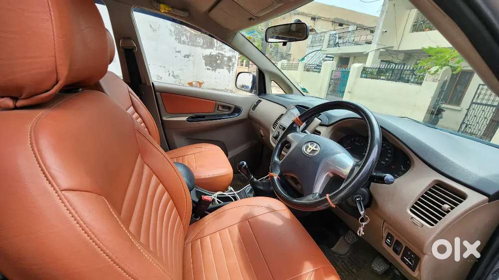 Toyota Innova 2.5 G 2015