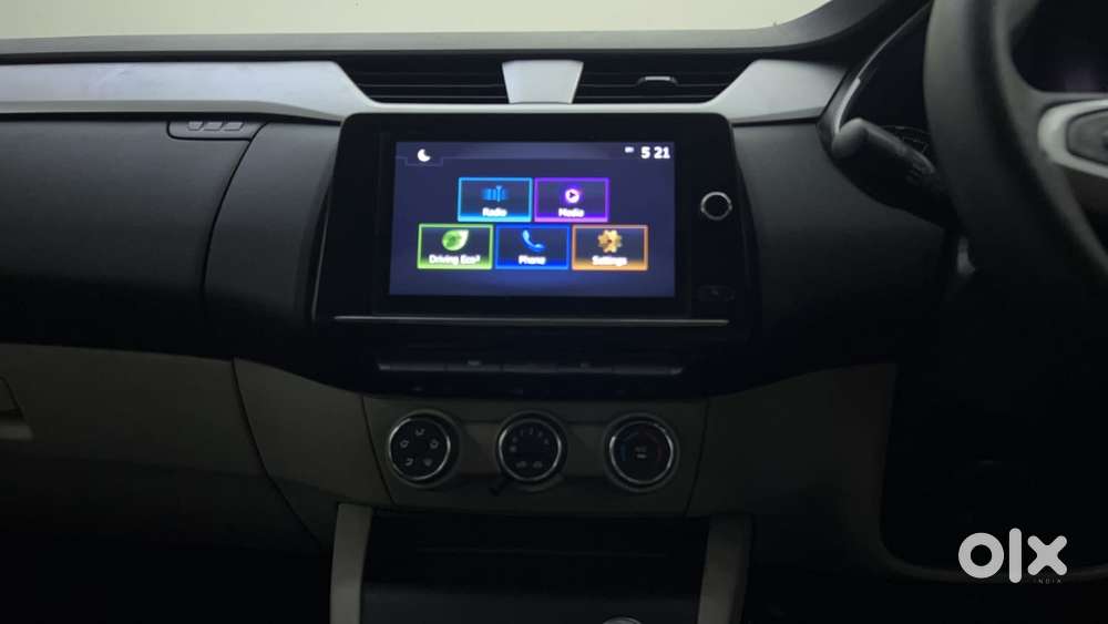Renault Triber Rxz Easy-r Amt, 2020, Petrol