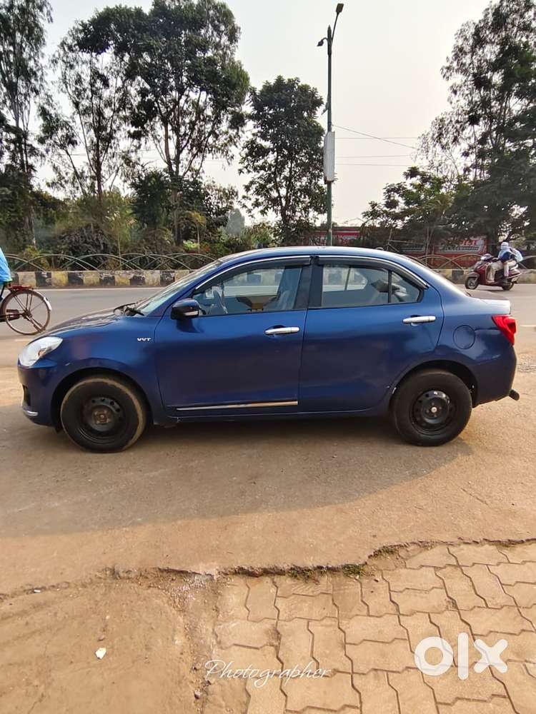 Maruti Suzuki Swift Dzire Vxi Optional, 2017, Petrol
