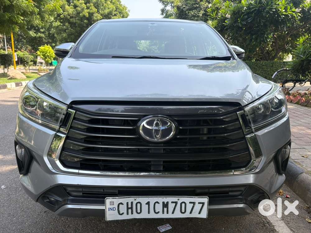Toyota Innova Crysta Top Model -(2022 November )