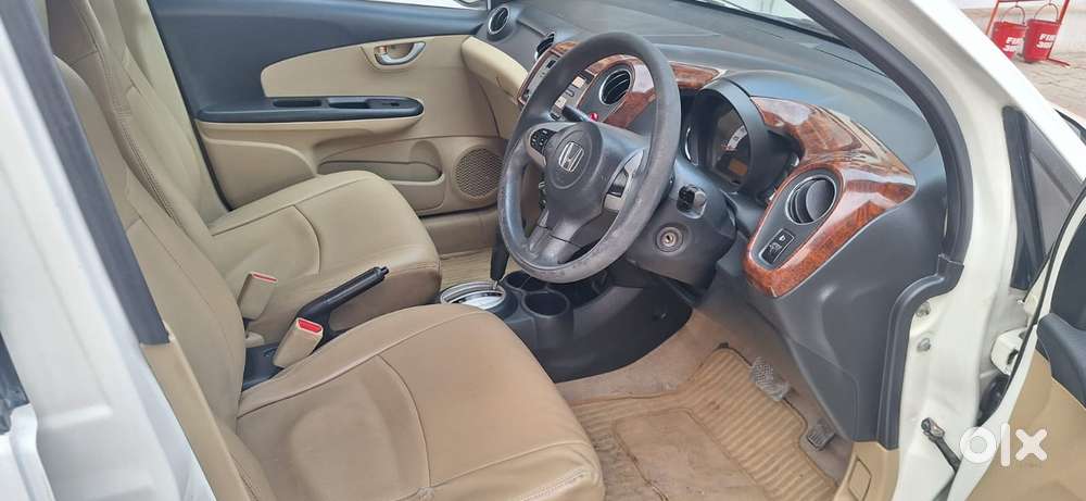 Honda Brio Vx At, 2014, Petrol