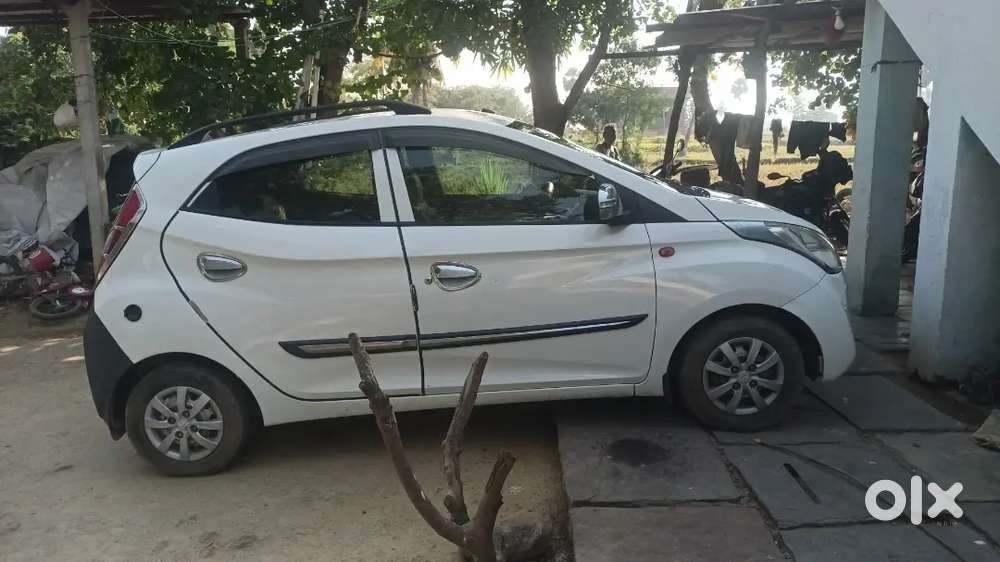 Hyundai Eon 2016 Lpg Well Maintained