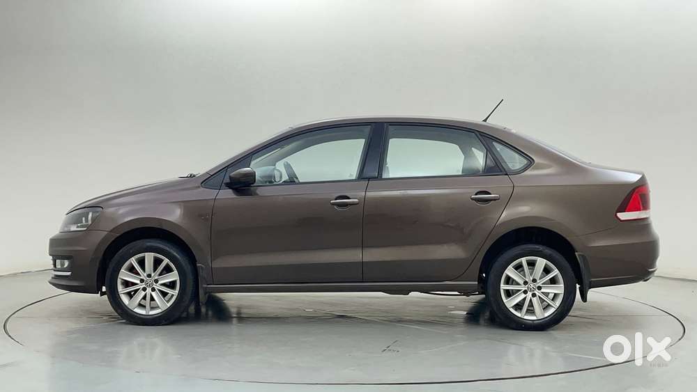 Volkswagen Vento 1.2 Tsi Highline At, 2016, Petrol
