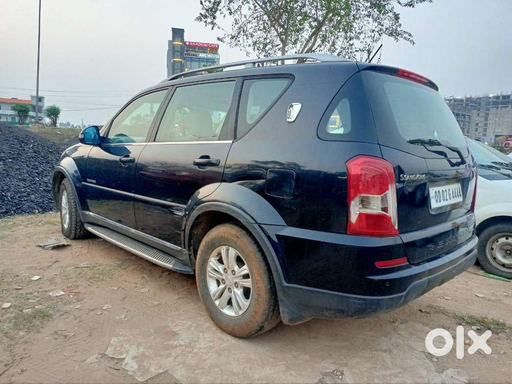 Mahindra Rexton, 2013, Diesel