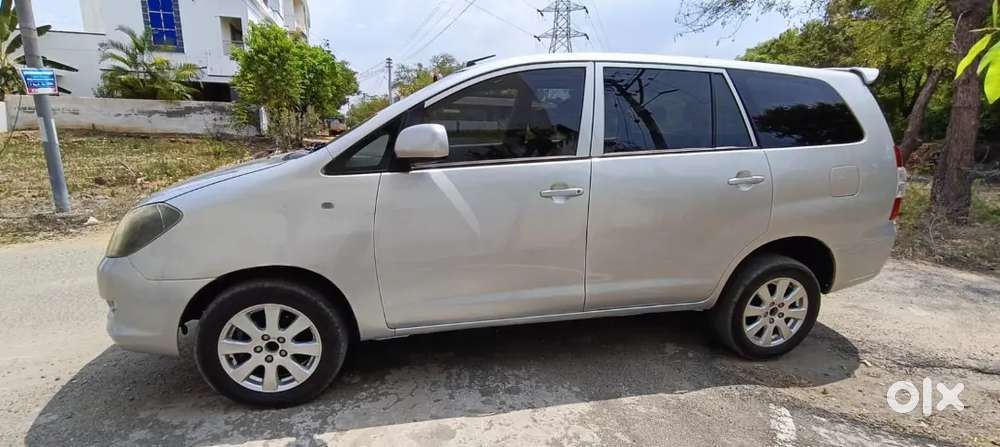 Toyota Innova 2006