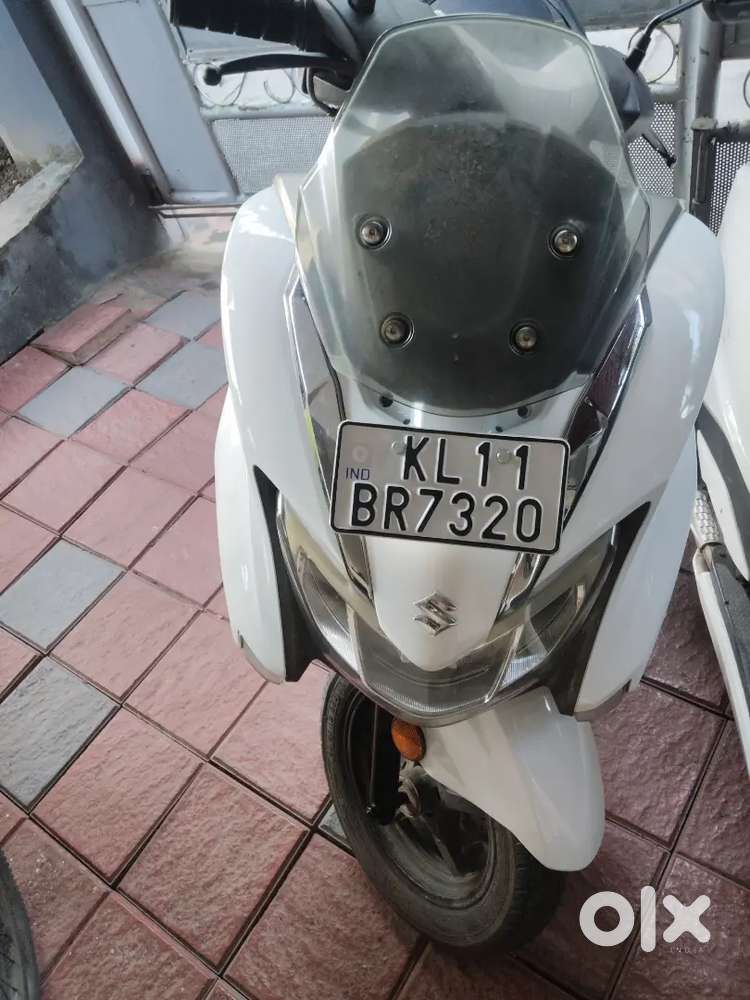 Burgman Street 125 Scooter