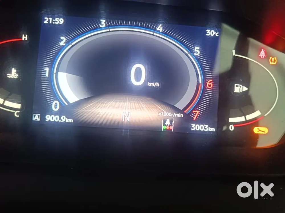 Nissan Magnite Tekna 2025 Petrol Automatic