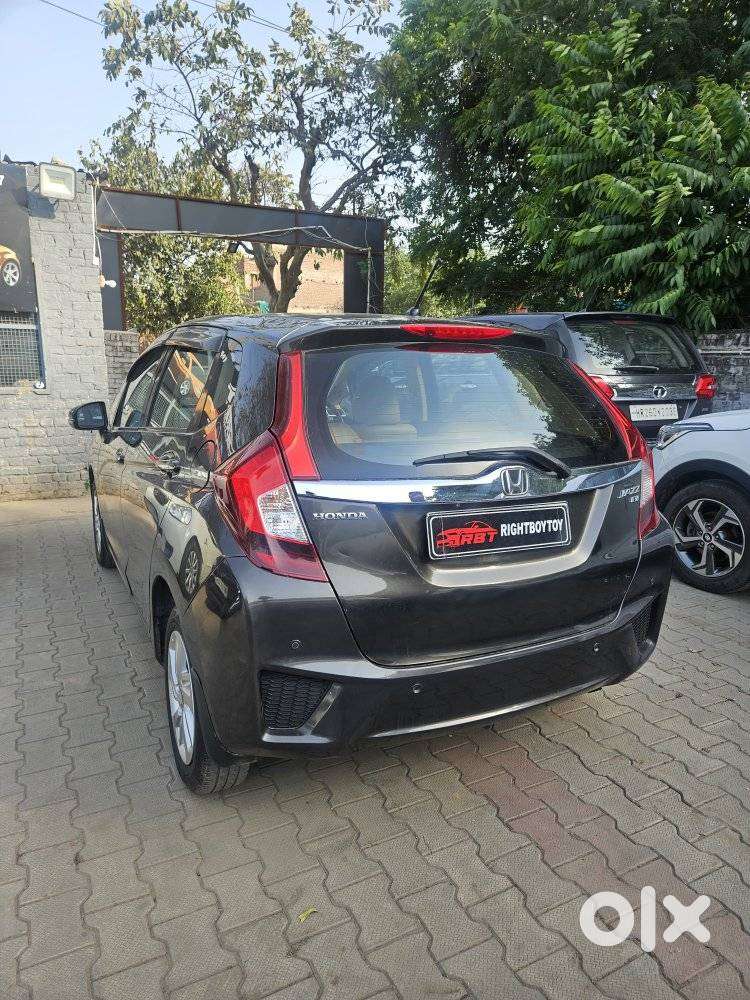 Honda Jazz V Cvt, 2015, Petrol