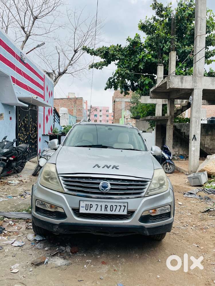 Mahindra Ssangyong Rexton Rx7 With Sunroof 2013 Diesel Well Maintained