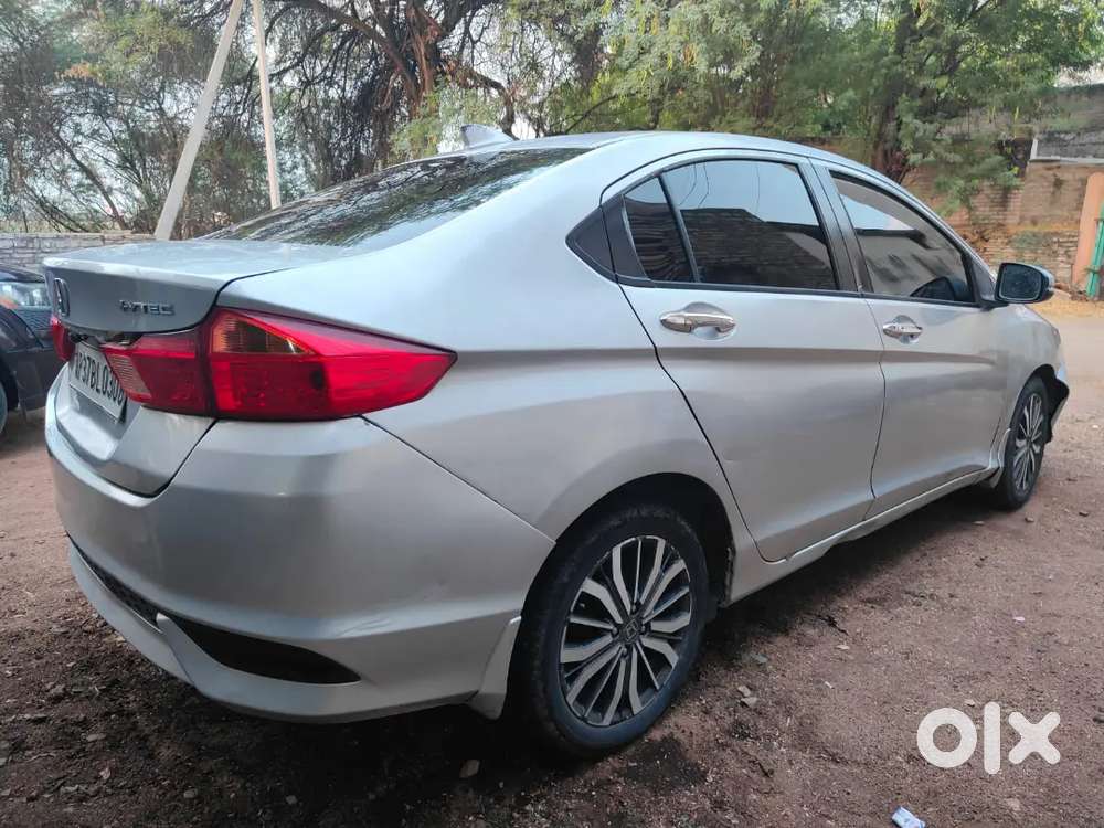 2nd Owner Honda City 2017 V Mt Sunroof