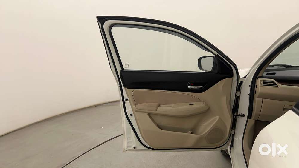 Maruti Suzuki Dzire 1.2 Vxi Amt, 2019, Petrol