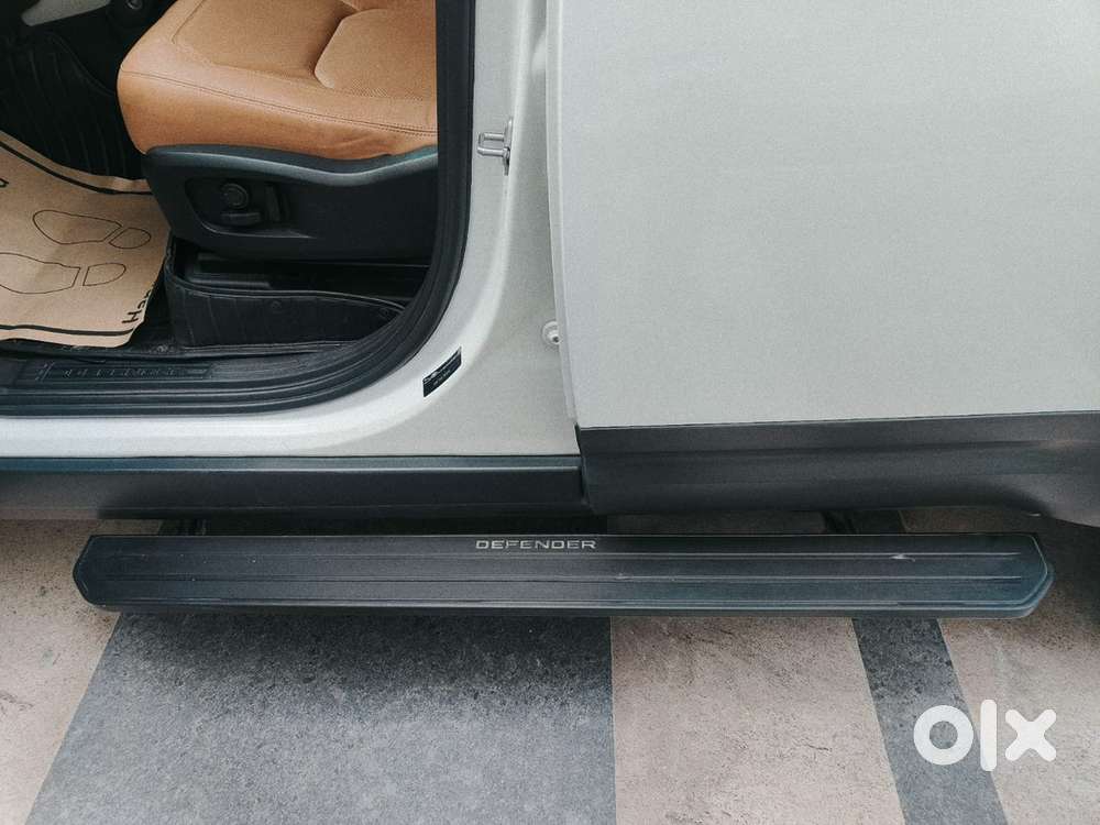 Land Rover Defender 2023 Year