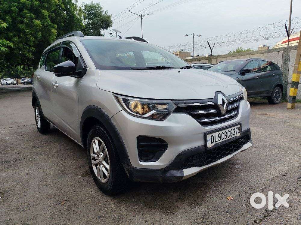 Renault Triber Rxt, 2023, Petrol